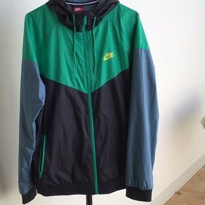 Nike windbreaker XL